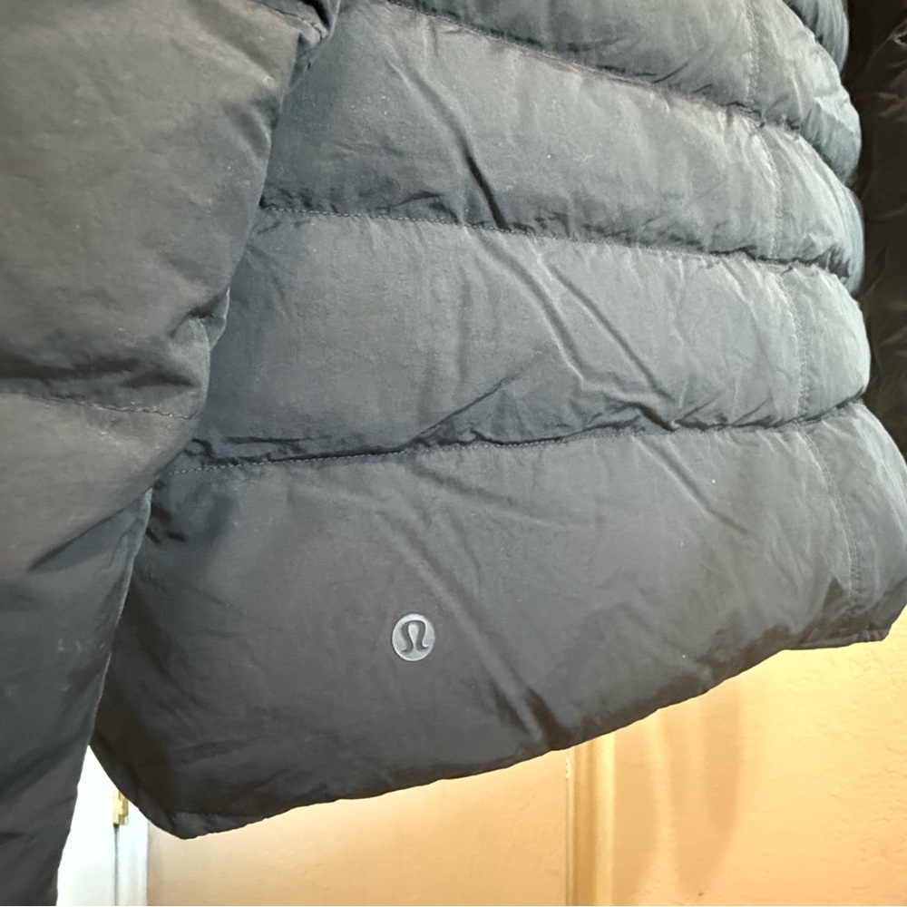 Lululemon Black Goose Down Jacket Size 6 - Picture 7 of 12